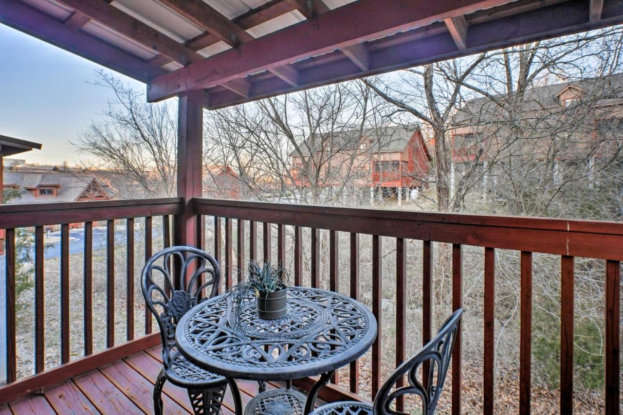Cabin-Style Studio Right Off The Branson Strip! Apartment Ngoại thất bức ảnh